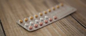Pros y Contras de la Terapia de Reemplazo Hormonal en la Menopausia | DOMMA